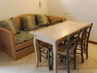 Elbamar Apartment *